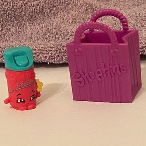 Shopkins Season 2 Bree Freshner With Bag - Common